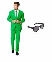 Groen heren kostuum maat 52 xl met gratis zonnebril